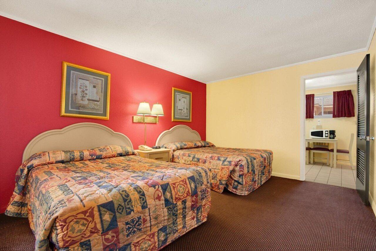 Royal Palace Inn And Suites Myrtle Beach Ocean Blvd المظهر الخارجي الصورة