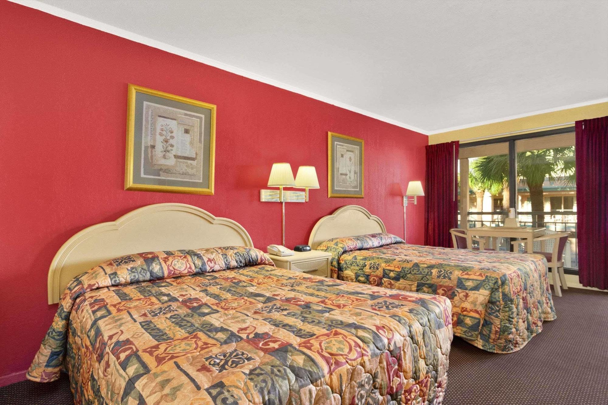 Royal Palace Inn And Suites Myrtle Beach Ocean Blvd المظهر الخارجي الصورة