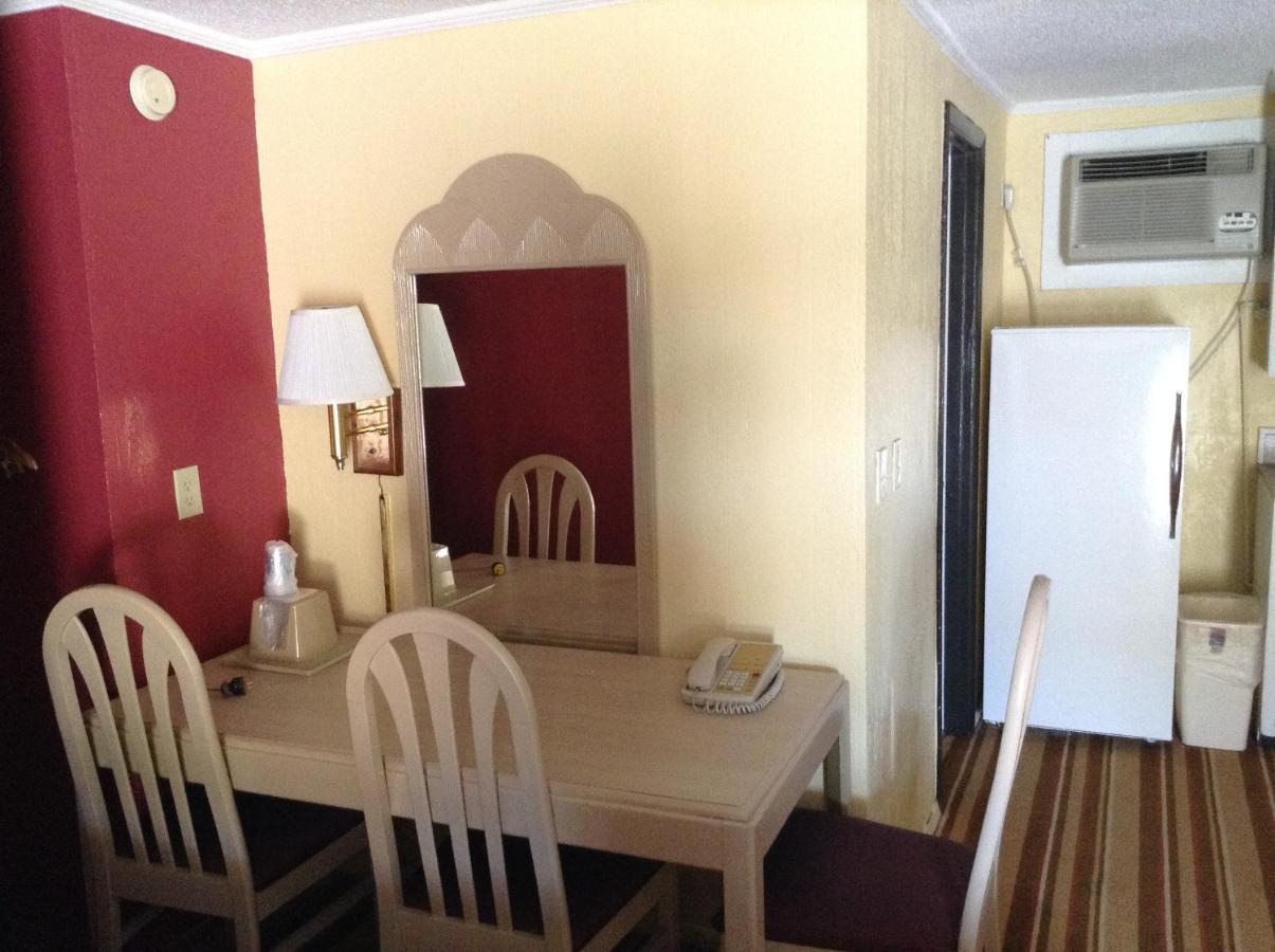 Royal Palace Inn And Suites Myrtle Beach Ocean Blvd المظهر الخارجي الصورة